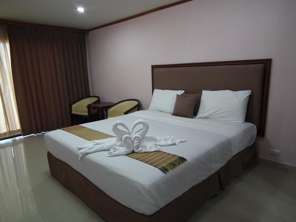 Abricole At Pattaya Hill Apartment Exterior photo