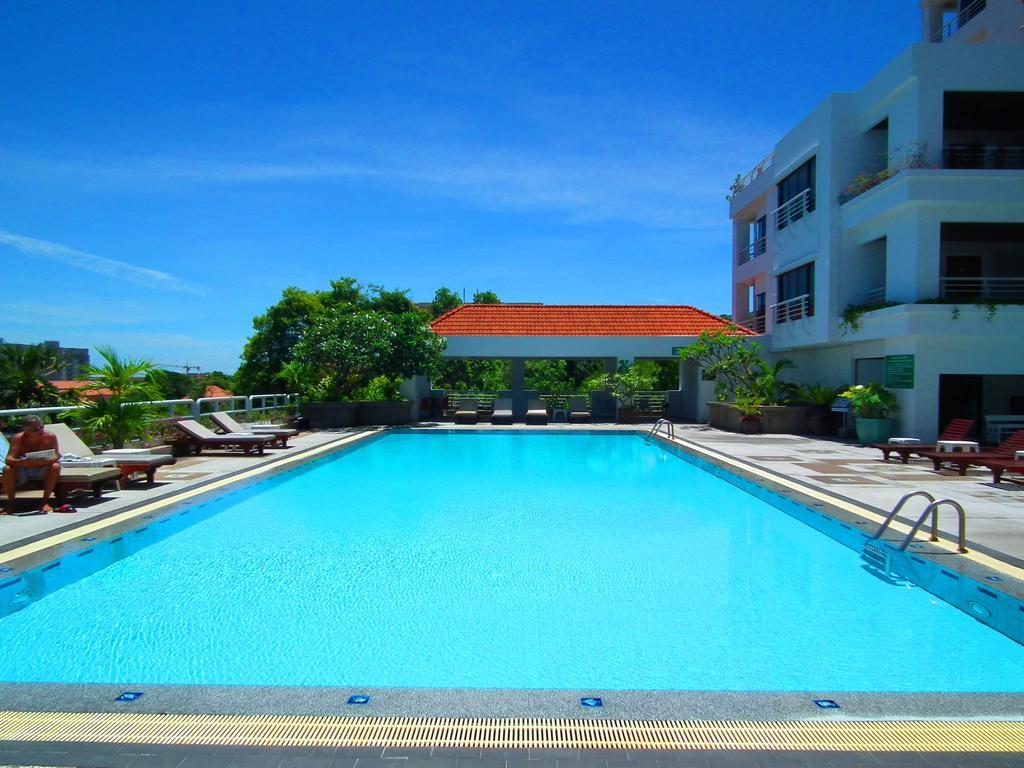 Abricole At Pattaya Hill Apartment Exterior photo